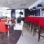 Campanile Reims Ouest - Hotel 3*