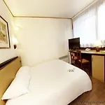 Hotel Campanile Reims Ouest - 3*