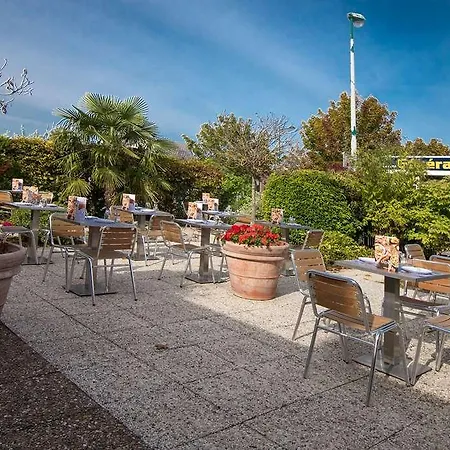 Campanile Reims Ouest - Hotel