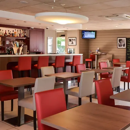 Hotell Campanile Reims Ouest -