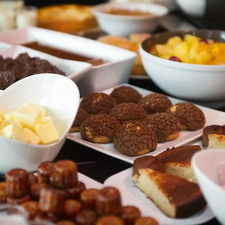 Campanile Reims Ouest - Hotell