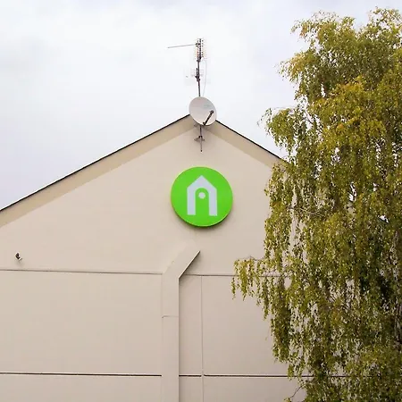 Campanile Reims Ouest - Hotel