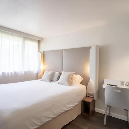 Campanile Reims Ouest - 3*
