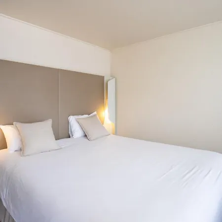 Hotell Campanile Reims Ouest - 3*