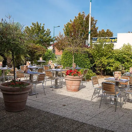 Hotell Campanile Reims Ouest -