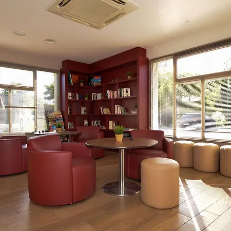 Campanile Reims Ouest - 3* Tinqueux