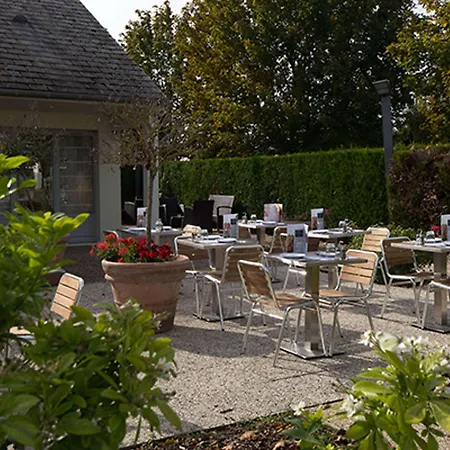 Campanile Reims Ouest - Hotel 3*