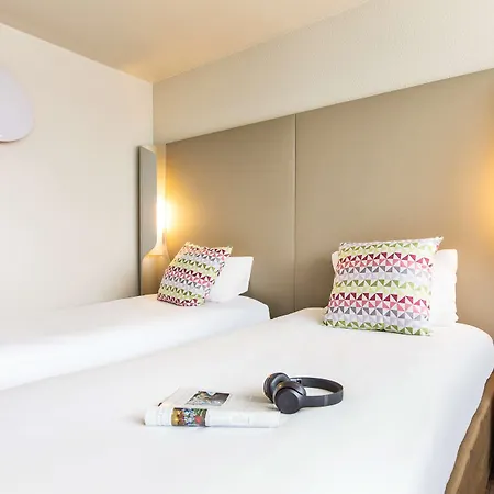 Campanile Reims Ouest - Hotel Tinqueux
