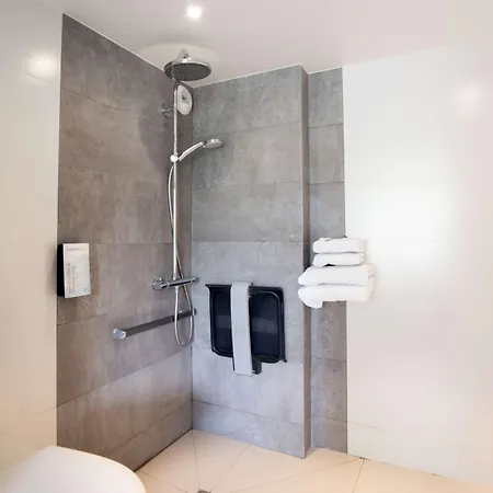 Campanile Reims Ouest - 3* Tinqueux