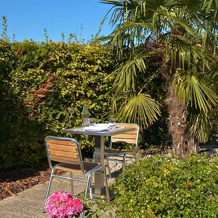 Campanile Reims Ouest - Hotel