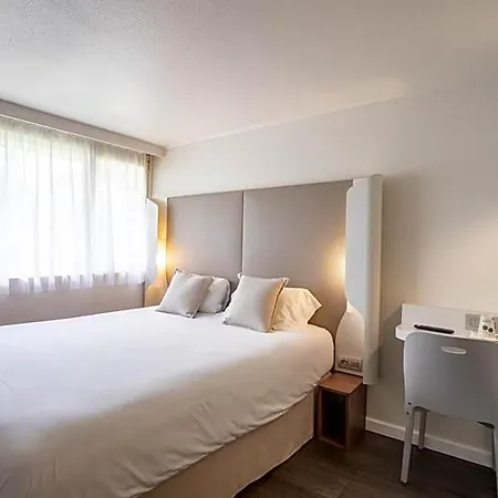 Hotel Campanile Reims Ouest - 3*