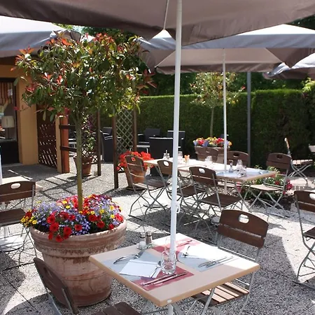 Campanile Reims Ouest - Hotell Tinqueux