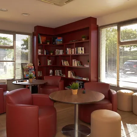 Campanile Reims Ouest -