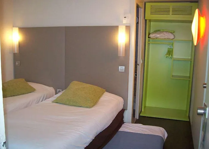 Campanile Reims Ouest - 3*