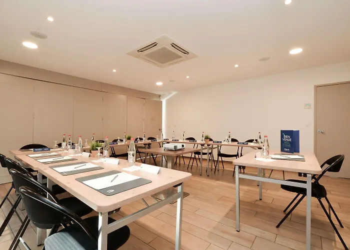 Campanile Reims Ouest - Hotel Tinqueux