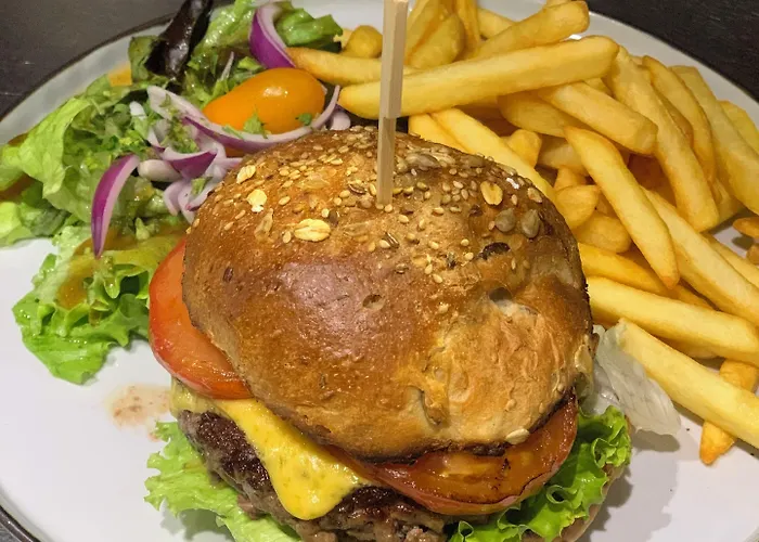 Campanile Reims Ouest - Hotel Tinqueux