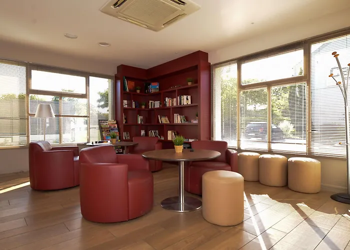 Campanile Reims Ouest - 3* Tinqueux