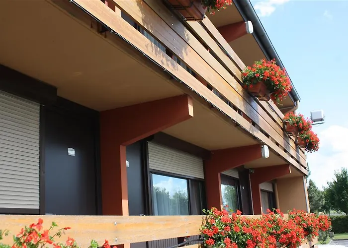 Campanile Reims Ouest - 3* Tinqueux