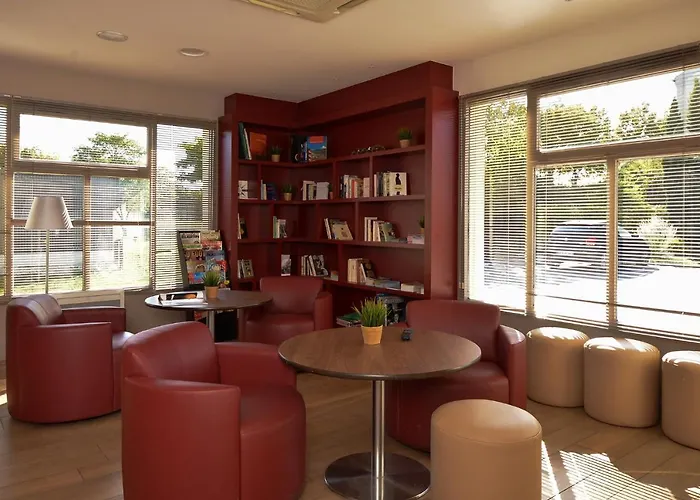 Campanile Reims Ouest -